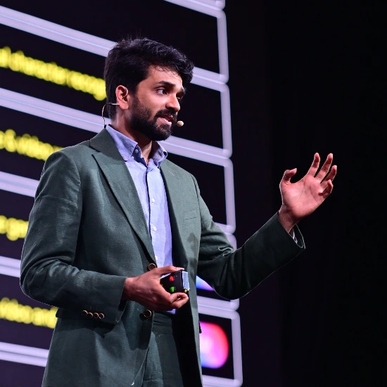 Portrait of Vamsi Ramakrishnan